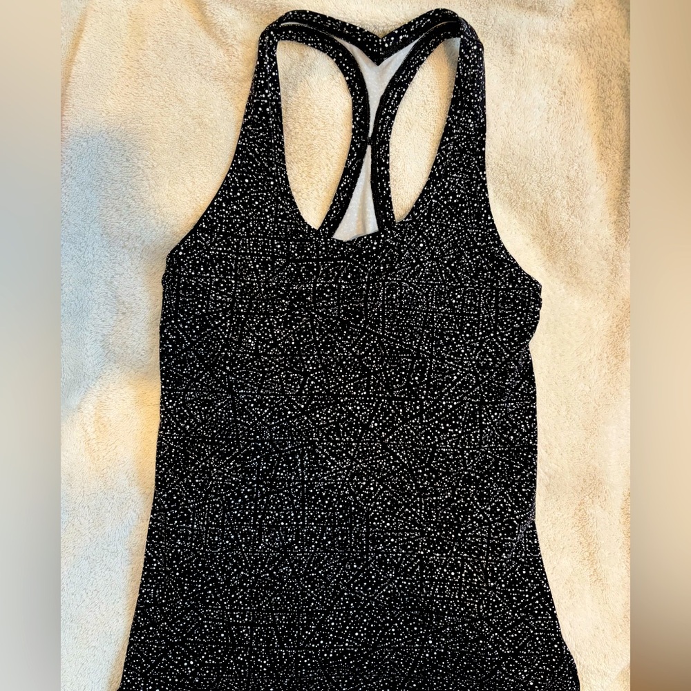 Lululemon Cool Racerback Tank II size 10 Mini Splatter White Black.